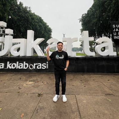 khemsovitou's profile picture. Software Developer