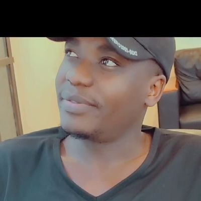 TUMWINEAMO52261's profile picture. 