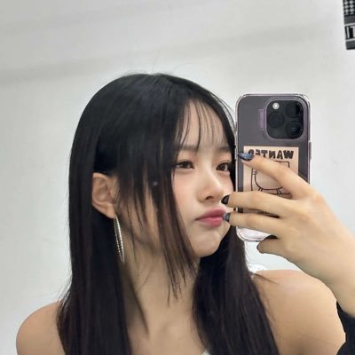 pnyzKR's profile picture. 