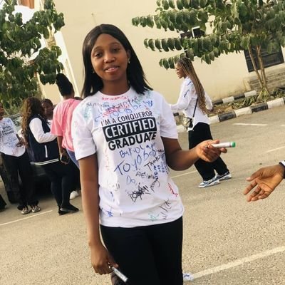 pensmiles07's profile picture. 