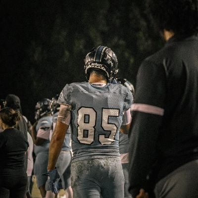 Overhills High School TE/Captain/6'2 230lbs/4.28GPA/NCAA ID#2509717921/ jaxforman823@gmail.com/518-921-5622