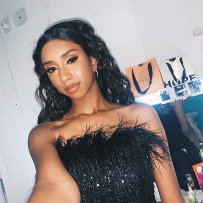 HeleneVieira2's profile picture. @flamengo❤️🖤 https://t.co/cEmXdnnaTE