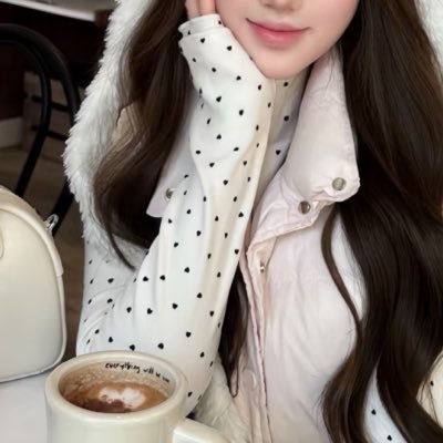 Nashikosan69's profile picture. 社不で常に異常事態。映画と文学。