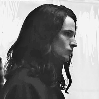 DisquietDream's profile picture. Endless. King of Dreams and Nightmares. Lord Morpheus. Oneiros. Kai’ckul. - Don’t tell my wife @WhoDoIBill I took her hair mousse. #Morphantine #MoJo #Mope