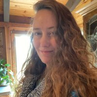 Melissa (@honeybeerose) 's Twitter Profile