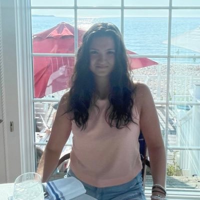 jenniemboulus's profile picture. Doctoral student in developmental psychopathology Δ @ ND ☘️ maltreatment, violence, intervention, harm reduction