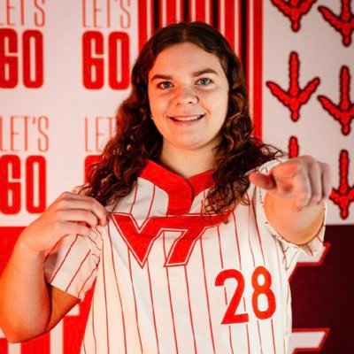 averylayton2025's profile picture. @HokiesSoftball🦃