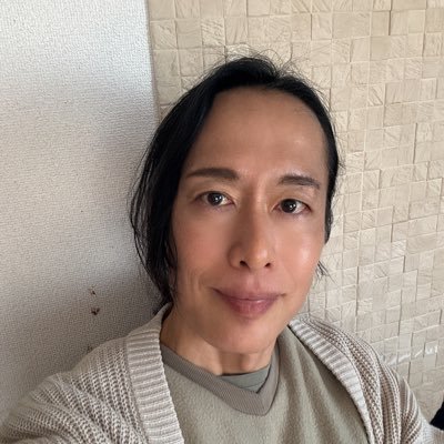 50代 LGBTQのQ|non-binary|非エロ 動物❤️|多分ロマアセク/ノンセク|同じ仲間とつながりたい 浅草でLGBTQ+フレンドリー宿泊施設「虹宿 Asakusa」を運営🌈 当事者による、当事者のための安心できる居場所づくり中