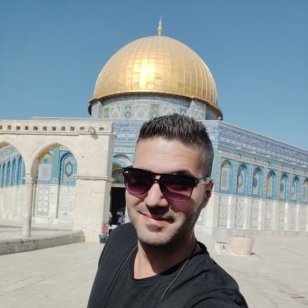 Ibrahim from destroyed Gaza, responsible for 17 people, I lost my home and my source of income, try to help me, accept my invitation🇵🇸participa🍉suppo🇵🇸dona