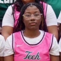 Arsenal Technical High School 🎓’25 Tech Titan GBB 🏀| Point Guard #30 |💚 Email: rcirosil12@gmail.com