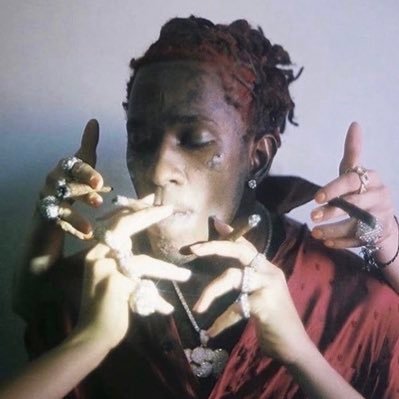 _jeffreyrivera's profile picture. The moon is high and so am i.