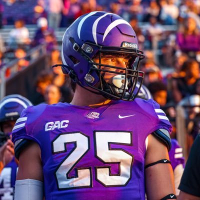 GOD above me l LB @OuachitaFB l 6’ 1” 220lbs l 4.0 HS & College GPA l 32 ACT l Pre-Law & Finance @recruitgrfx