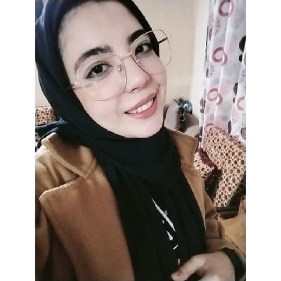 Nada_Elsabawy's profile picture. UI UX designer/ Spanish/ drawing/ as lost as Alice as mad as the hatter