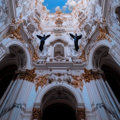 eatbigger's profile picture. 