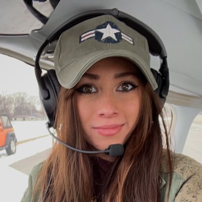 Country Girl ❁ Pilot ❁ Beekeeper ❁ Dirt Racing Fan ❁ Professional 4-Leaf Clover Hunter ❁ Often seen with Jeep Wranglers & Motorcycles