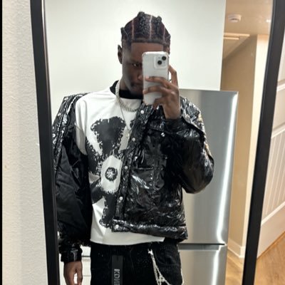 yfnmikkee's profile picture. fuck y’all