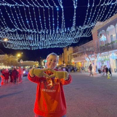 reesespieces_05's profile picture. i’m just a girl :) glory to God