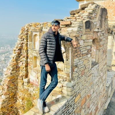 ___VICKKYYY's profile picture. ॥ॐ नमः शिवाय॥🙏🏻   ॥धर्मो रक्षति रक्षितः॥ 🚩🙏🏻