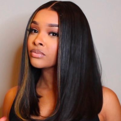 Elegance is the only beauty that never fades UglyChrisszyC@gmail.com IG:UglyChrisszy