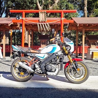 車とバイクと日常
バイクリターンきっかけに記録でインスタを始めました→tooru.xsr155
元自動車整備士🔧車バイクの情報等何かお役に立てれば良いと思います。
愛車歴🛵TZR50→ゼファー400→セピアZZ→インパルス400→XSR155
憧れのバイク🐵とRZ、カワサキ4気筒とか
車🚗ヴォクシー、ワゴンR