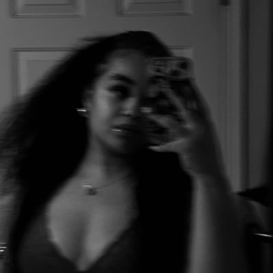 SamplesIyana's profile picture. 