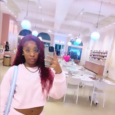 deejavuuu_'s profile picture. My Life Is Mine To Remember ✨