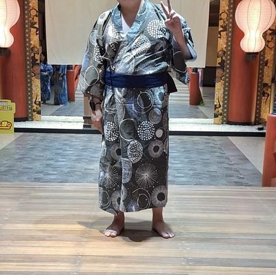 dsadlikebear's profile picture. 167 84  30 純1  喜🐻 肉胖 小🐻 獸人 🐉🐯內褲
喜白襪 屌包 🥰
最近開始打羽球了，可以約打
歡迎私訊 交流  很喜歡色色☺