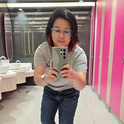 lotzkymalotzky's profile picture. Ideas never die. 😙👌🏻✨
🍀🍀🍀 Art acct: @malotofv 🌈