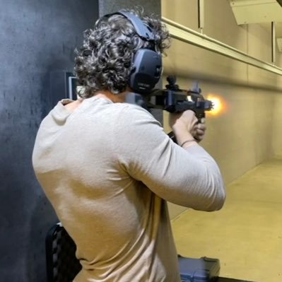 arnal_rene93279's profile picture. 