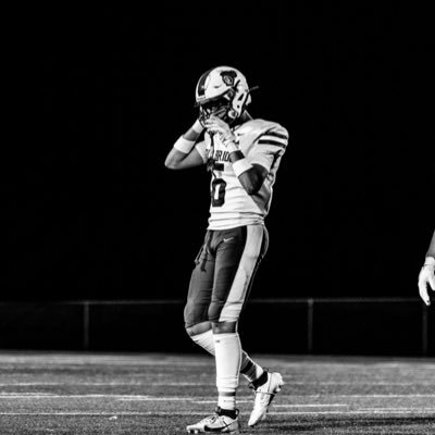 noah_rios50's profile picture. Old Bridge NJ, Class ‘26, 6’0 175,🏈DB, 3.5 GPA
