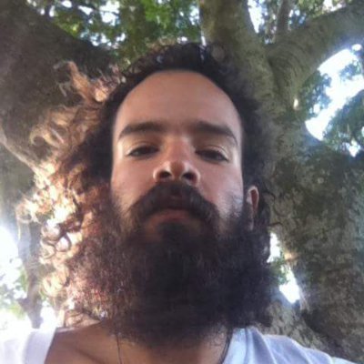 IG: CelebraUSA.etsy °°Musician. Permaculture & Soul politics influencer. Boabom Professor. ~All people's tribes in my DNA. Tiktok:@ gamer_politico