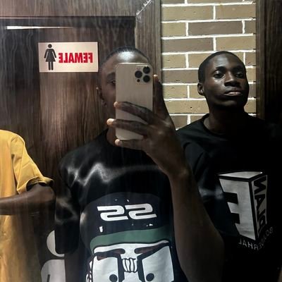 davidAlfre87884's profile picture. 