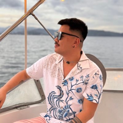 tabsuki's profile picture. “you is kind. you is smart. you is important”