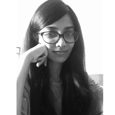 Jill of many trades.Becoming an expert in some | Writer.Editor.Podcaster. | 💼 @tulikabooks @carvezine | #TheMoodyMarshmallow