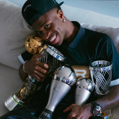 IKnowBall1902's profile picture. I know Ball ⚽️🏟️ Hala Madrid 👑 Forza Sge 🦅 Cr7 🐐