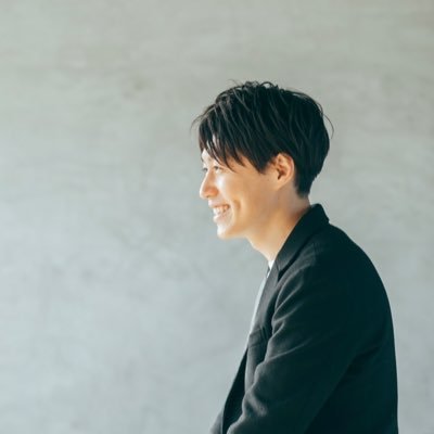 Teru_Okabayashi's profile picture. クロスマート（株） 取締役｜飲食店と卸売業者を繋ぐ受発注プラットフォーム「クロスオーダー」を運営 ｜高級出張鮨 SUSHI＋（@sushiplus_jp）代表｜キーエンス →Qrio（ソニー）→今 ｜年間300日以上温泉と銭湯に行きます♨️