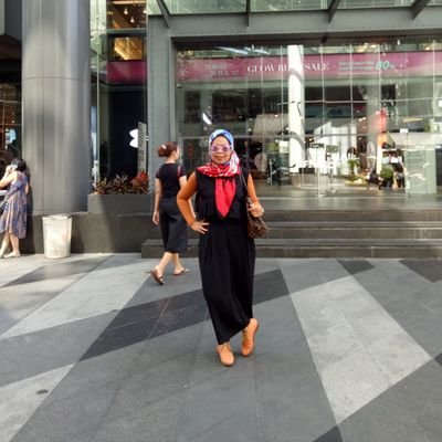Researcher - Humanitarian/voluntary works Enthusiast. Studied English Education-Public Policy & Management.