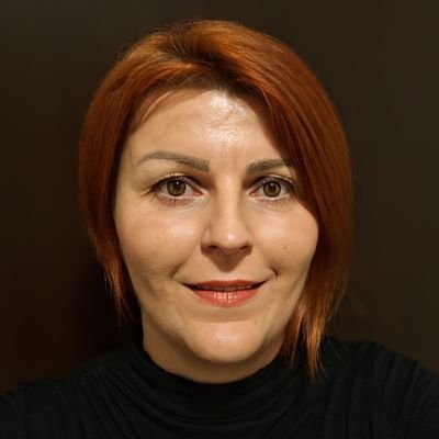 Ne zaboravite: zagrlite čvrsto osobu pored sebe, jer to je jedino blago koje možete dati od srca a ne košta vas ništa.