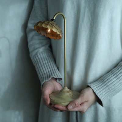 tanakahome0317's profile picture. クライマーから木工の人へ。以前はチョークで今は木屑に、粉に塗れる人生を謳歌してます。木工舎hitotokiの制作担当。