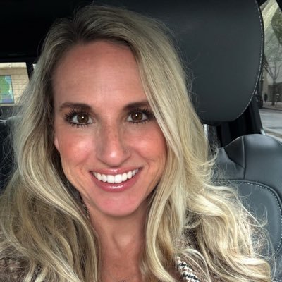 Your new favorite Brown Eyed Texan Milf!!