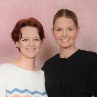 Julie Henry Poutrel (@enchantedswans) 's Twitter Profile