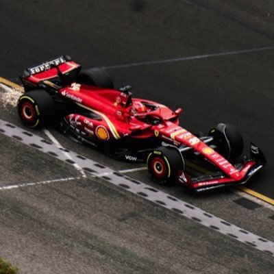 PineapplesPizz1's profile picture. 55 16 |