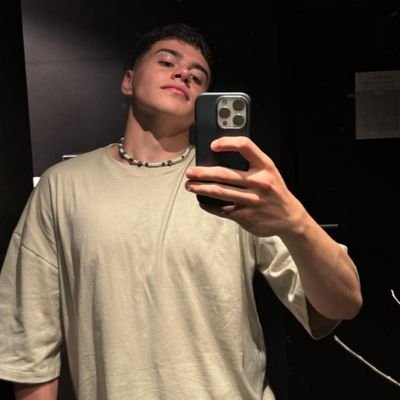 leansampe's profile picture. 🧉🏈🇦🇷❤️‍🩹
mi único amor M❤️‍🩹