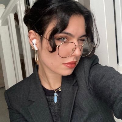 Art student | 22 | Make some illustrations |✍🏼 insta : https://t.co/W12uhdX25k