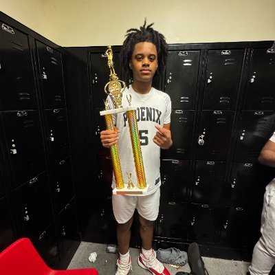 6'4 softmore from tampa fl
Basketball for BDCHS
Defense