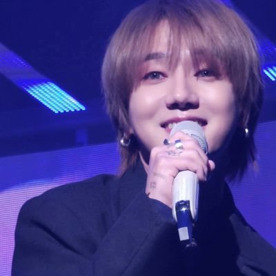 yfng526's profile picture. 