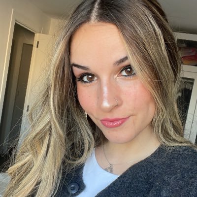 Instagram: AlbitaVillares
