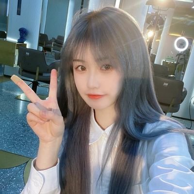 fang11223311's profile picture. 互fo漏关的请点置顶贴，回关受限，请耐心等待，不定期清理，点赞你主动我也会主动。小号@lili11223399  大家可以一起互关互赞一下