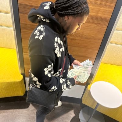 Owner Of @plugloveclothes|Ig @1G2M.plug @plugloveclothing | dont even be on here |CurtLulCousin🕊LongLiveMarr🕊
