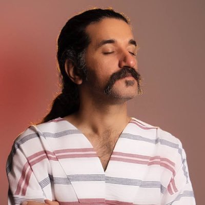 rozaye_rooshan's profile picture. من هیچی نیستم ... تو کی هستی ؟؟